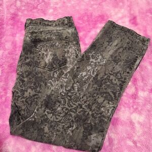 Gloria Vanderbilt Amanda Jeans Womens 12 Black Acid Wash Floral Straight Leg
